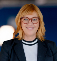 Frau Caroline Jedryka